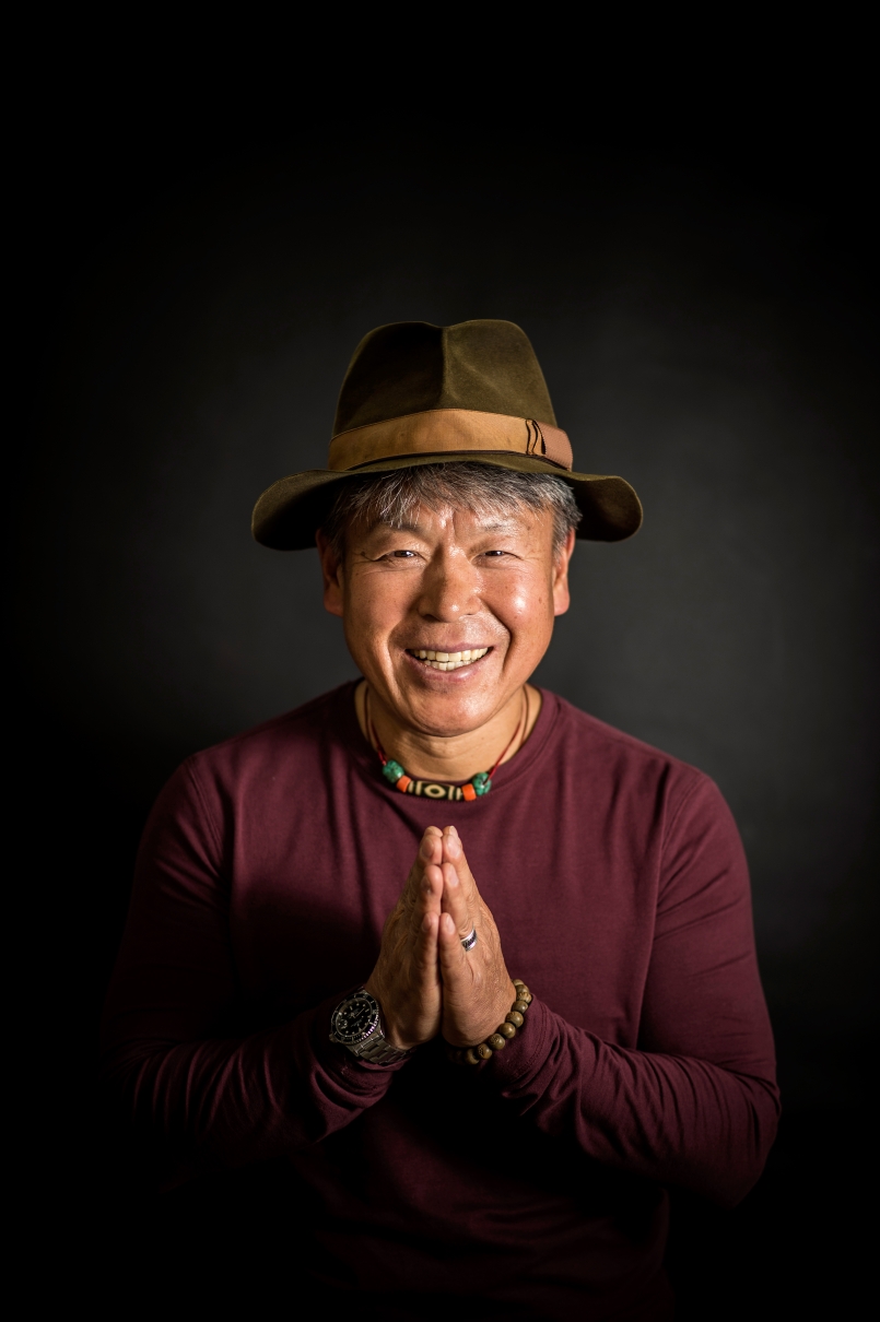 엄홍길 / 산악인